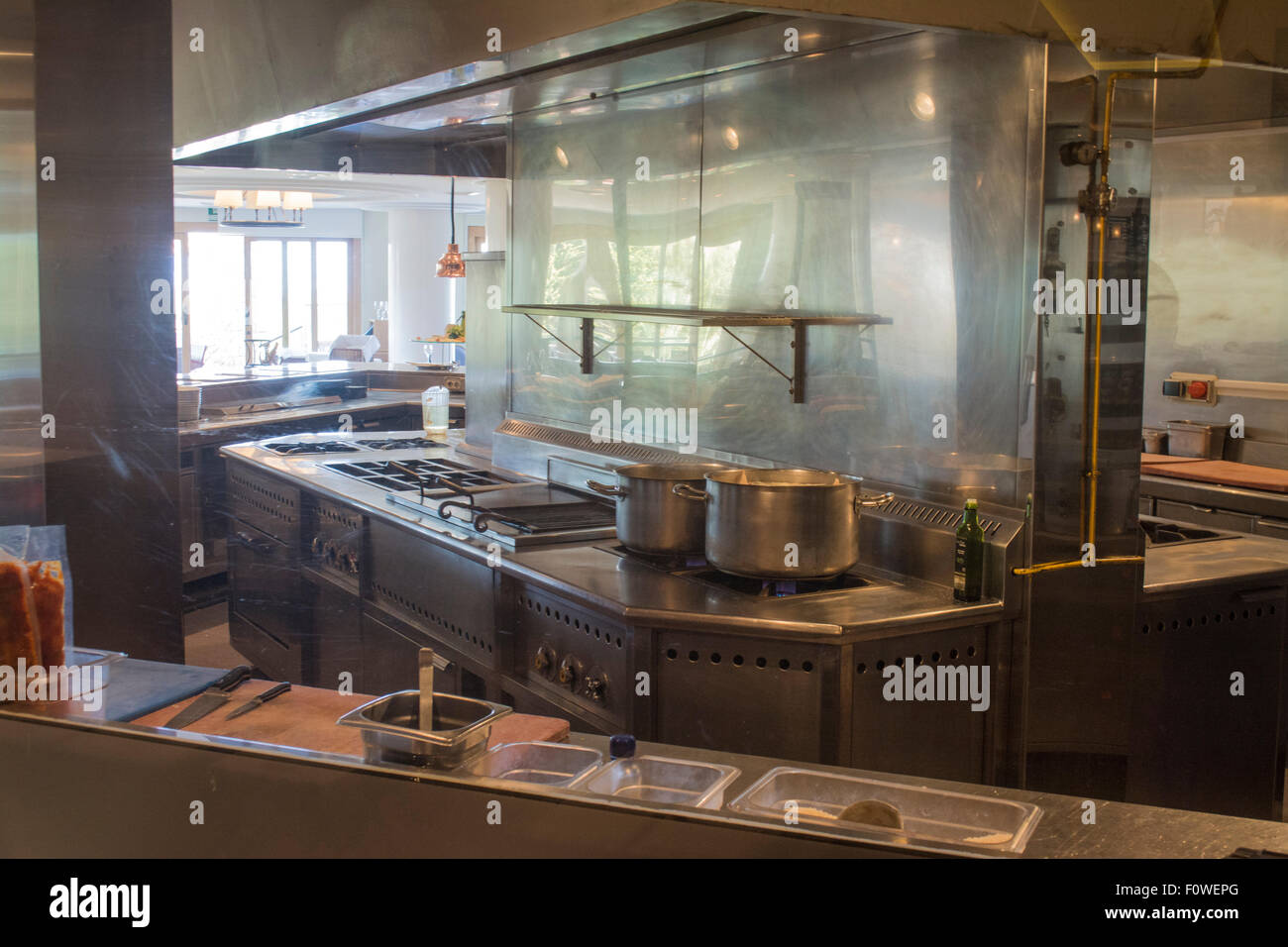 Hotel kitchen utensils hi-res stock photography and images - Page 4 - Alamy