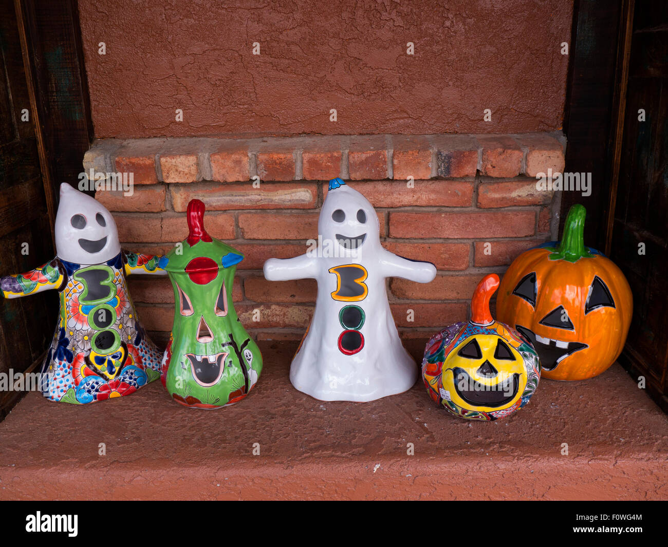 Pottery Souvenirs in Scottsdale in Arizona on the outskirts of Phoenix