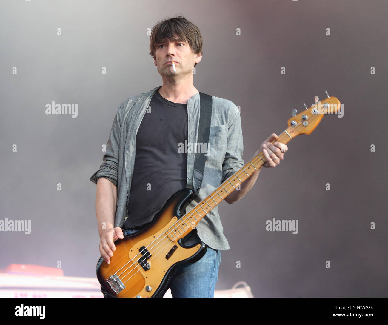 Blur perform at Barclaycard British Summertime - Day Two at Hyde Park, London on June 20th 2015  Featuring: Blur, Alex James Where: London, United Kingdom When: 20 Jun 2015 Stock Photo