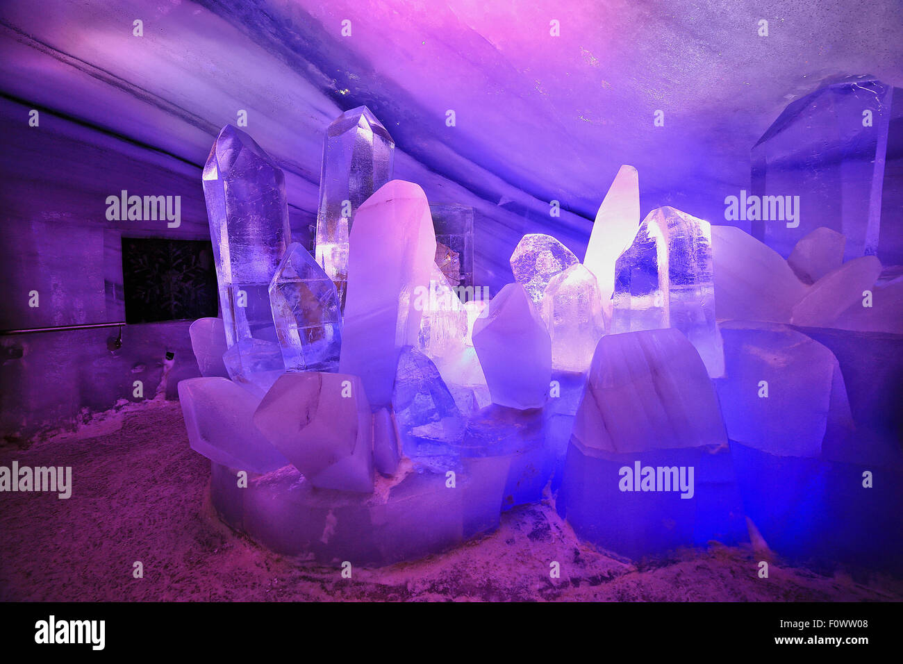 Cross inside the Natural Ice Palace (Ice Cave) at the top of Hintertux