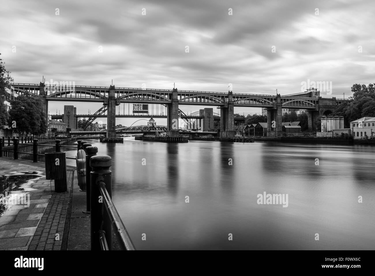Black and white tyne bridge hi-res stock photography and images - Alamy