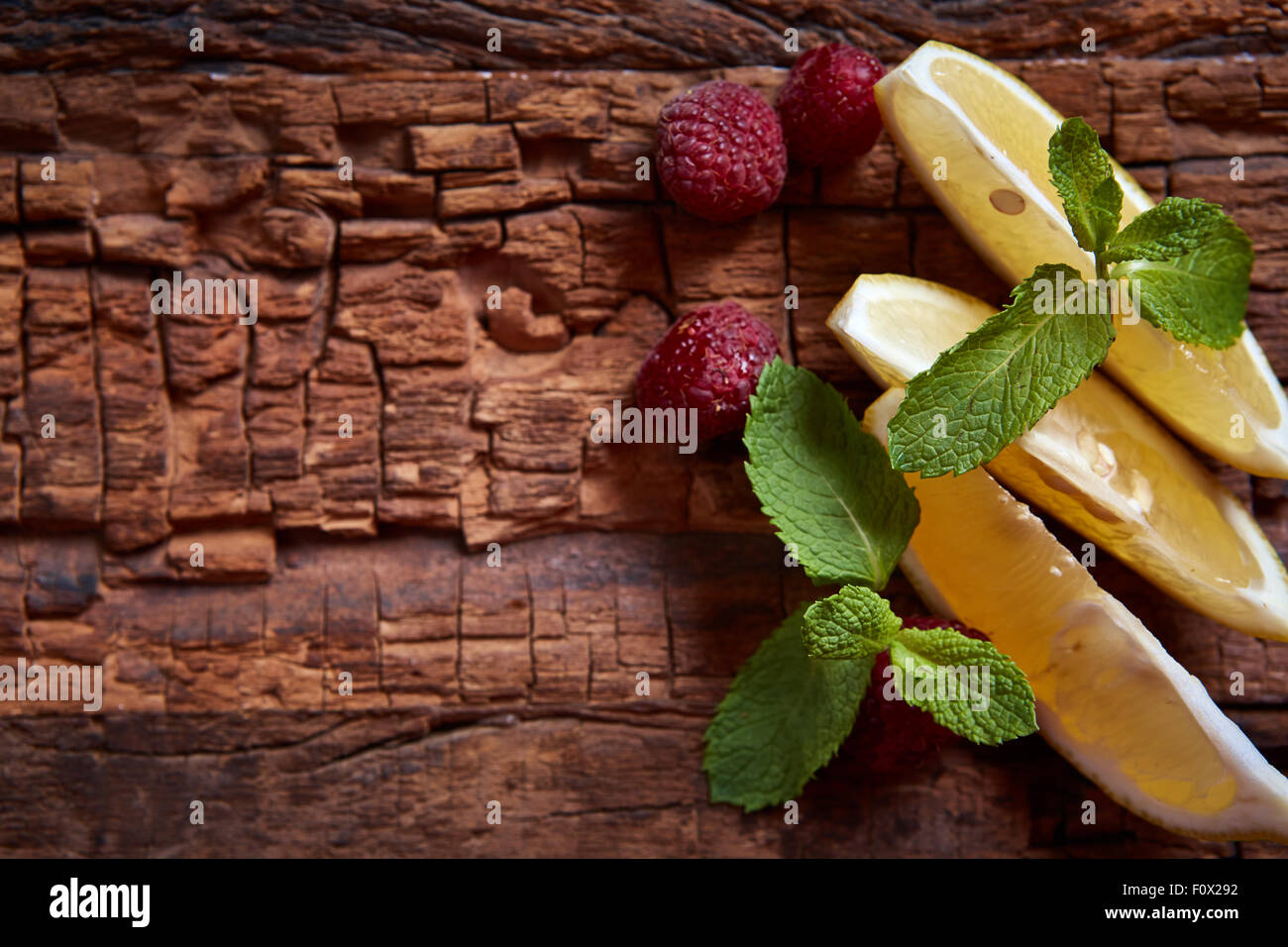 Lemon Raspberry Mints Raspberry, Mint and lemon Stock Photo - Alamy