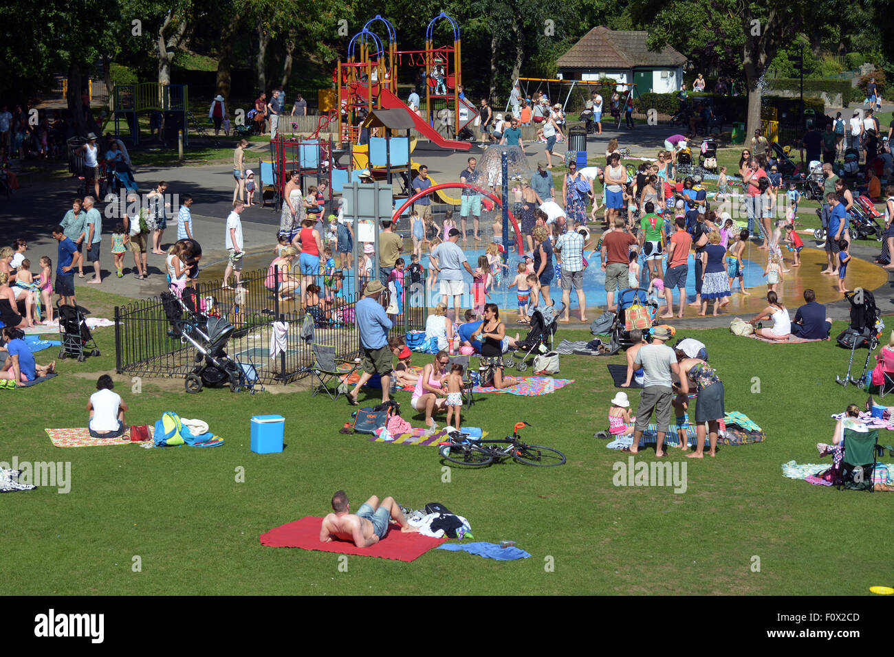 Cool today park hi-res stock photography and images - Alamy