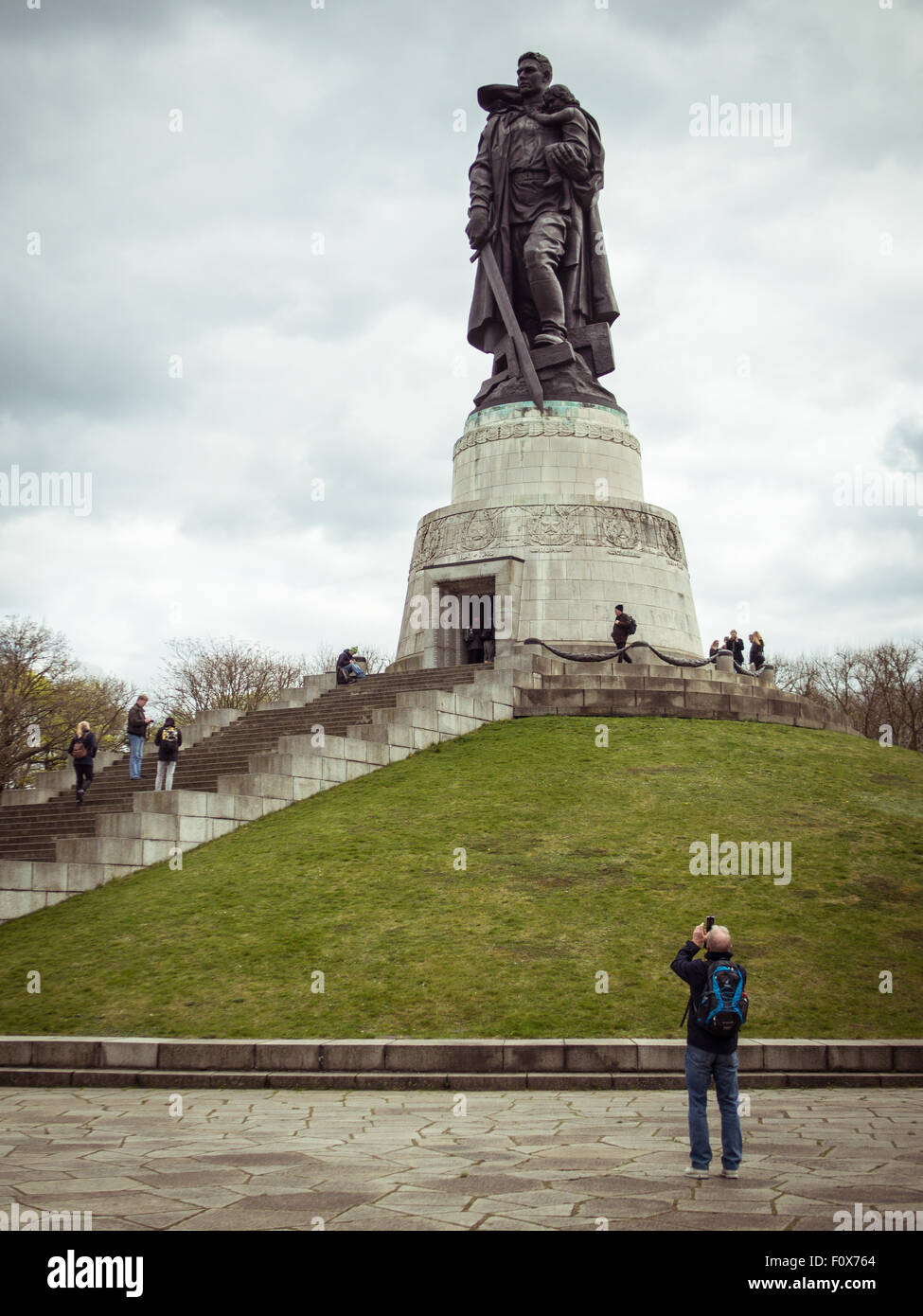Soviet army architecture hi-res stock photography and images - Alamy