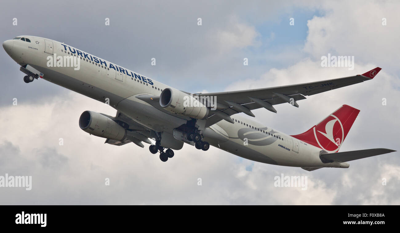 Turkish Airlines Airbus a330 TCJNK taking off from London Heathrow