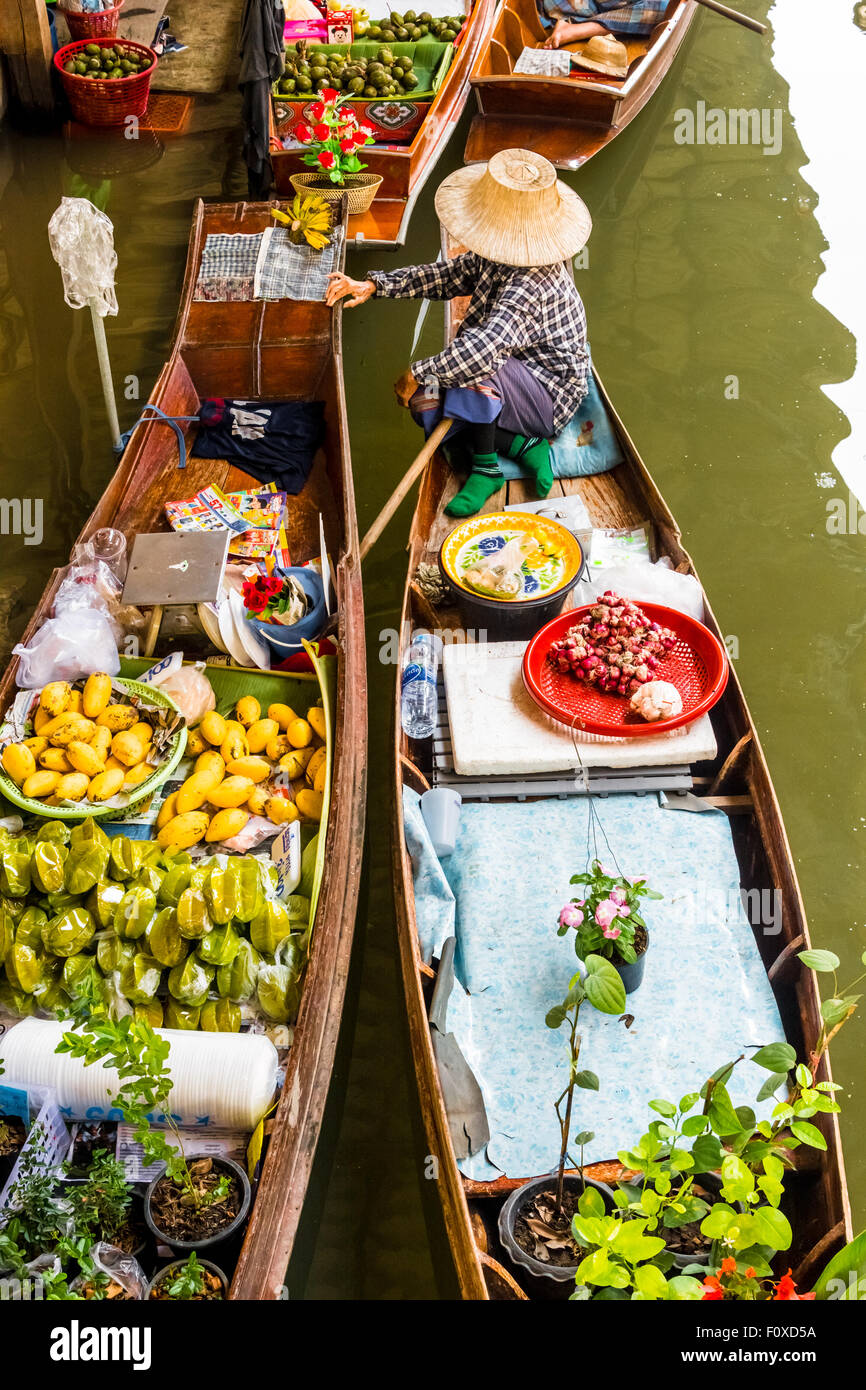 Damnoen Saduak Floating Market near Bangkok in Thailand Stock Photo