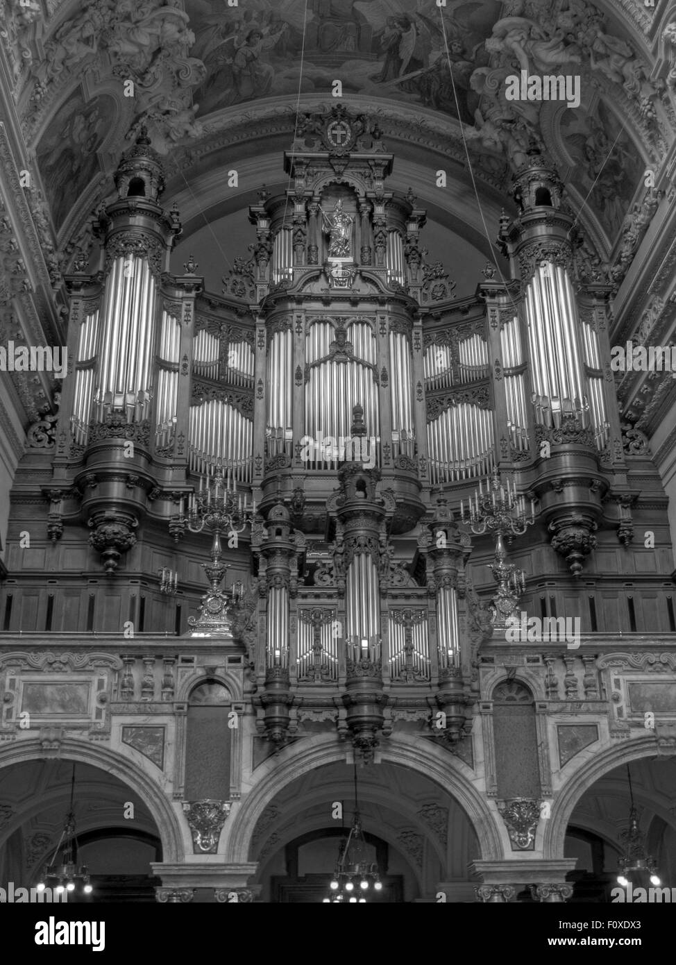 Berlin Cathedral - Wilhelm Carl Friedrich Sauer Organ pipes and ceiling, Germany Stock Photo