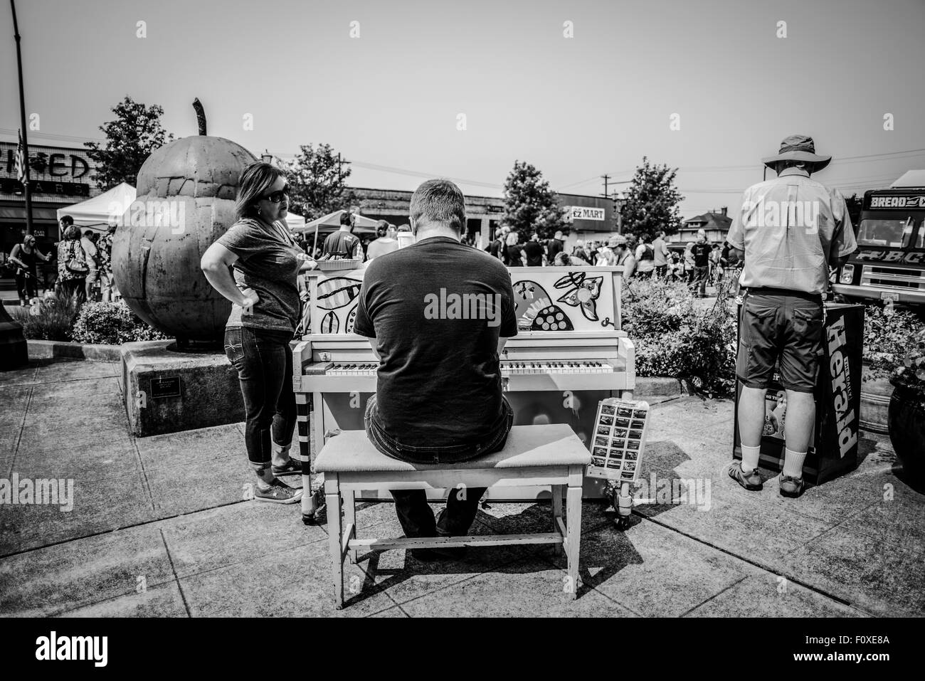 Everett Food Truck Festival 2015 Stock Photo Alamy