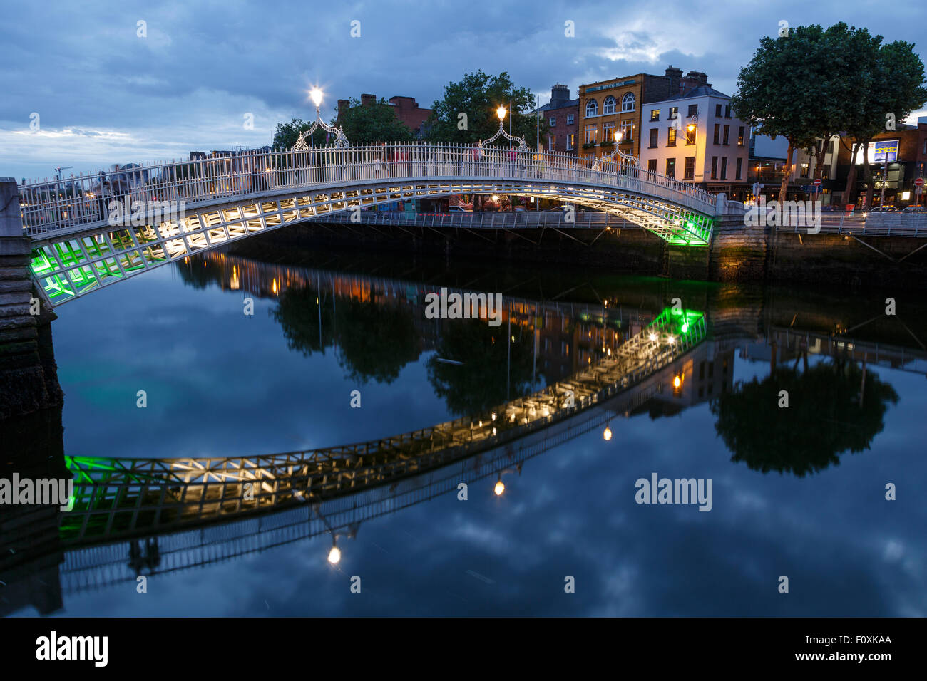 Penny Ha Penny Bridge High Resolution Stock Photography and Images - Alamy