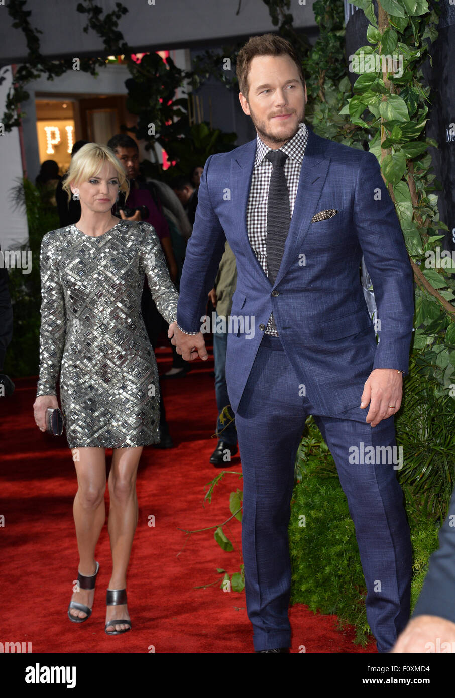 LOS ANGELES, CA - JUNE 10, 2015: Chris Pratt & wife Anna Faris at the world premiere of his movie 'Jurassic World' at the Dolby Theatre, Hollywood. Stock Photo
