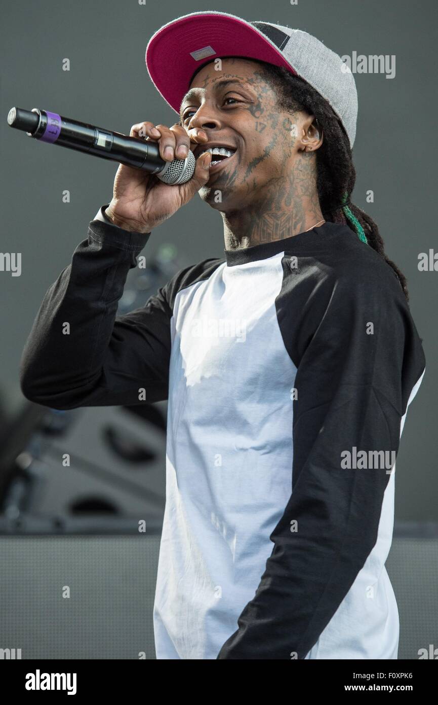 Wantagh, NY, USA. 22nd Aug, 2015. Lil Wayne on stage for Billboard Hot