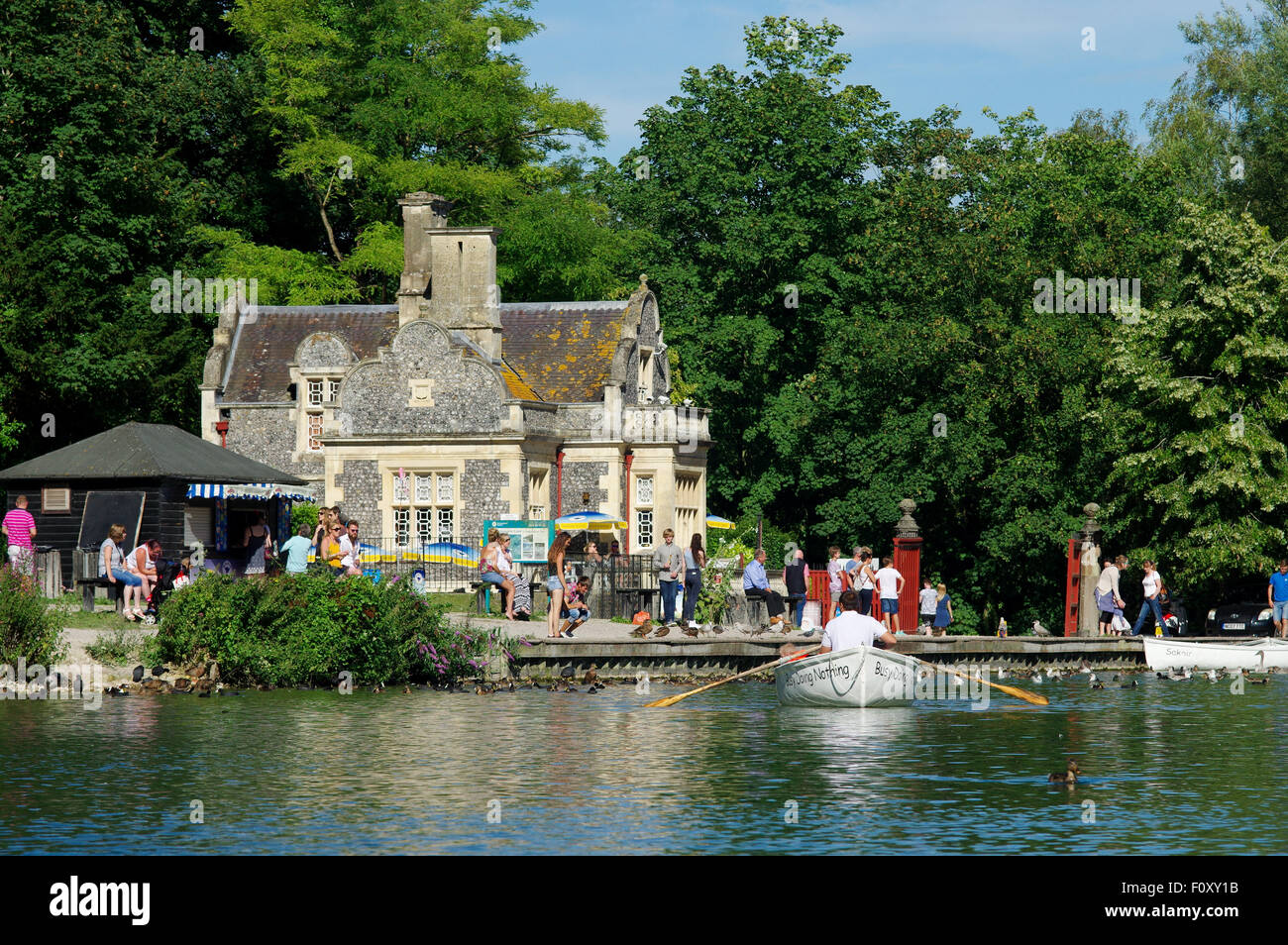 Swanbourne Lake near Arundel, West Sussex Stock Photo - Alamy