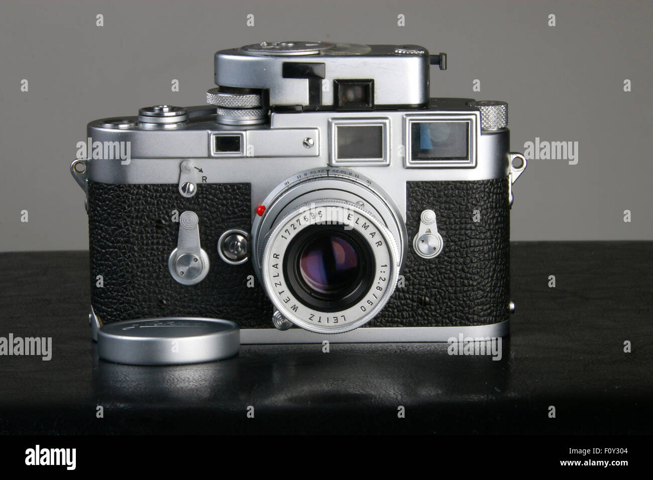 Vintage Leica M3 35mm double stroke camera in Chrome with
