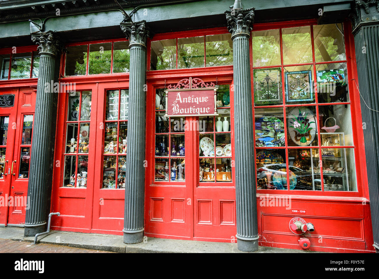 Antique Boutique and Delectable Collectibles, 1310 East Clay Street, Richmond, Virginia Stock Photo