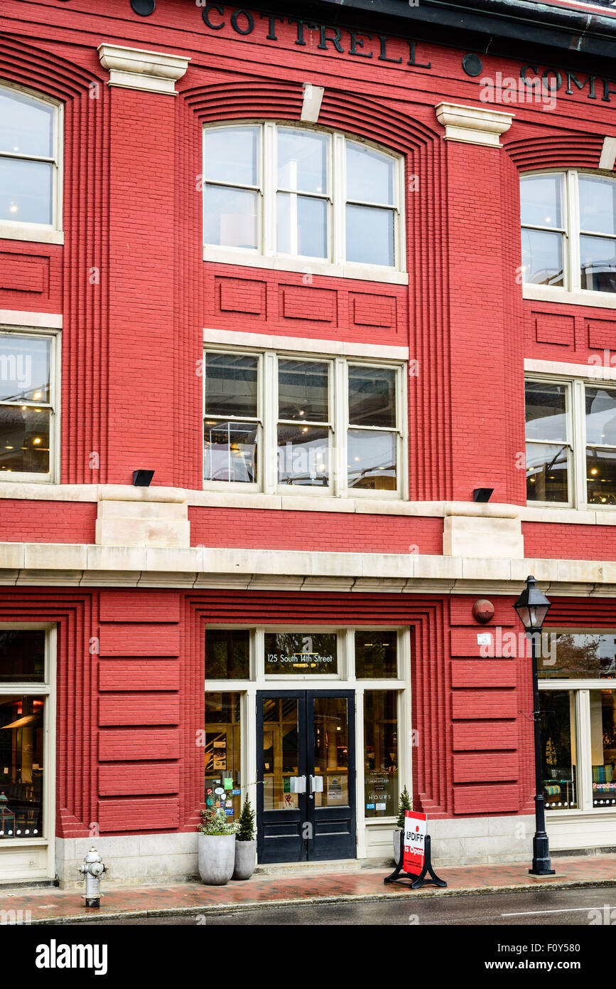 LaDifference Furniture Store, Wayne Cottrell & Co Warehouse Building