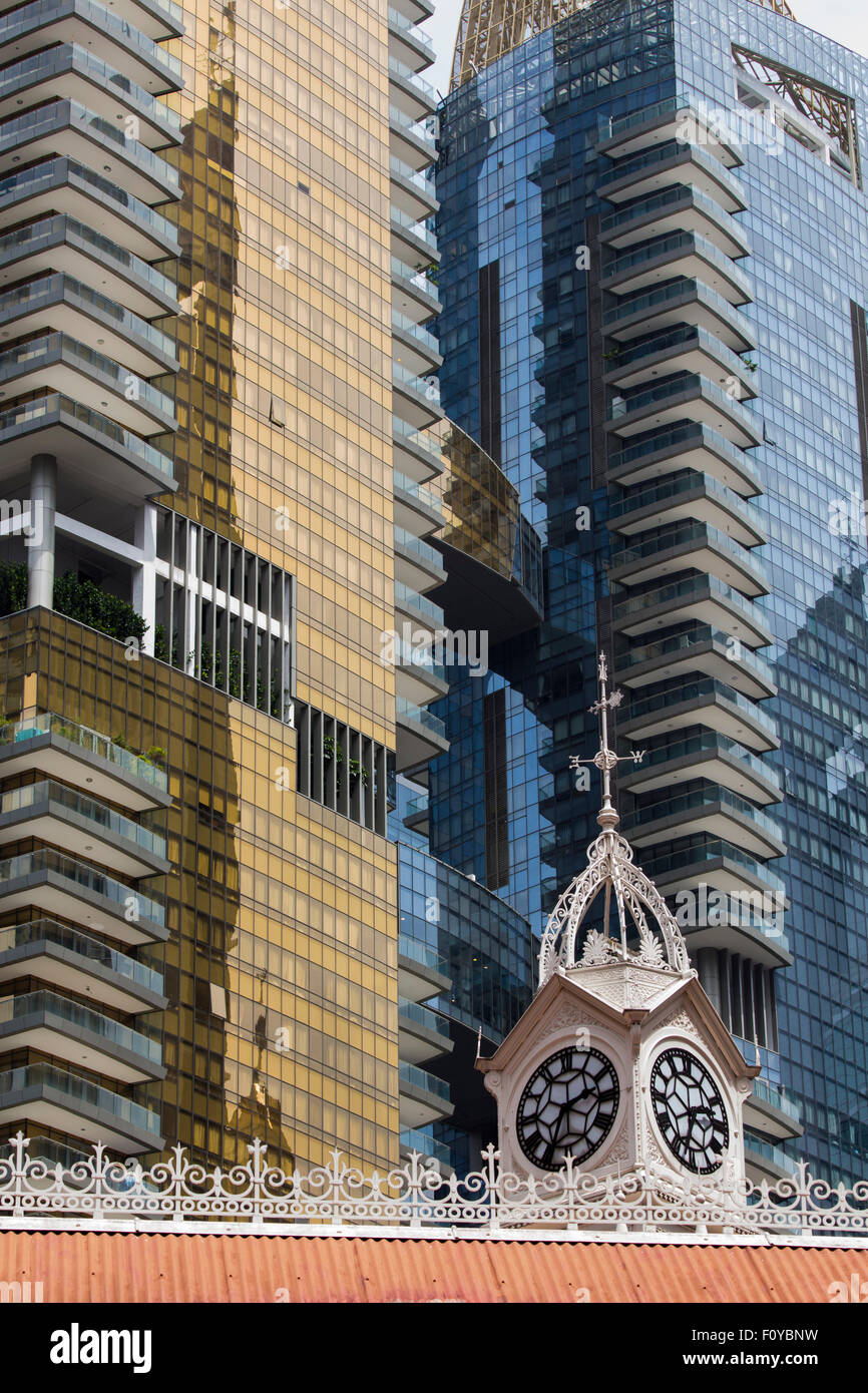 Clock tower of the Lau Pa Sat Market in Singapore Stock Photo Alamy