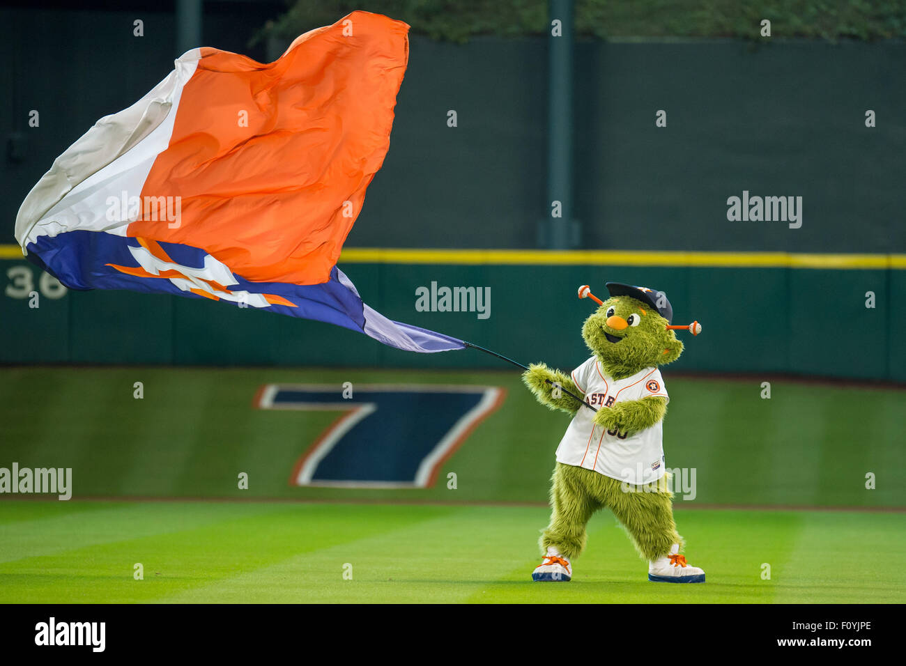 August 23, 2015: Houston Astros mascot orbit waves the victory
