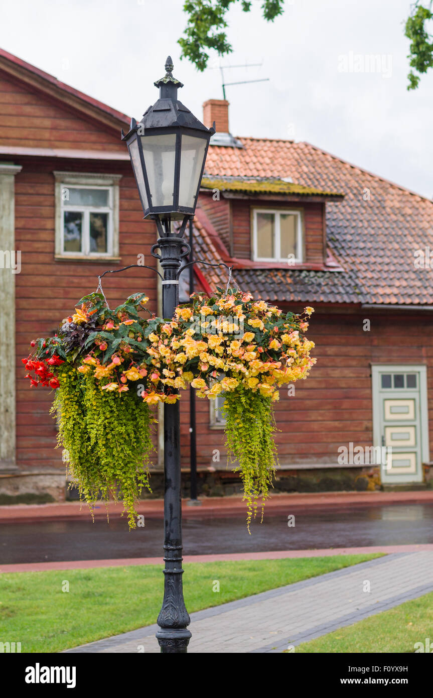 Street light in front of house deals