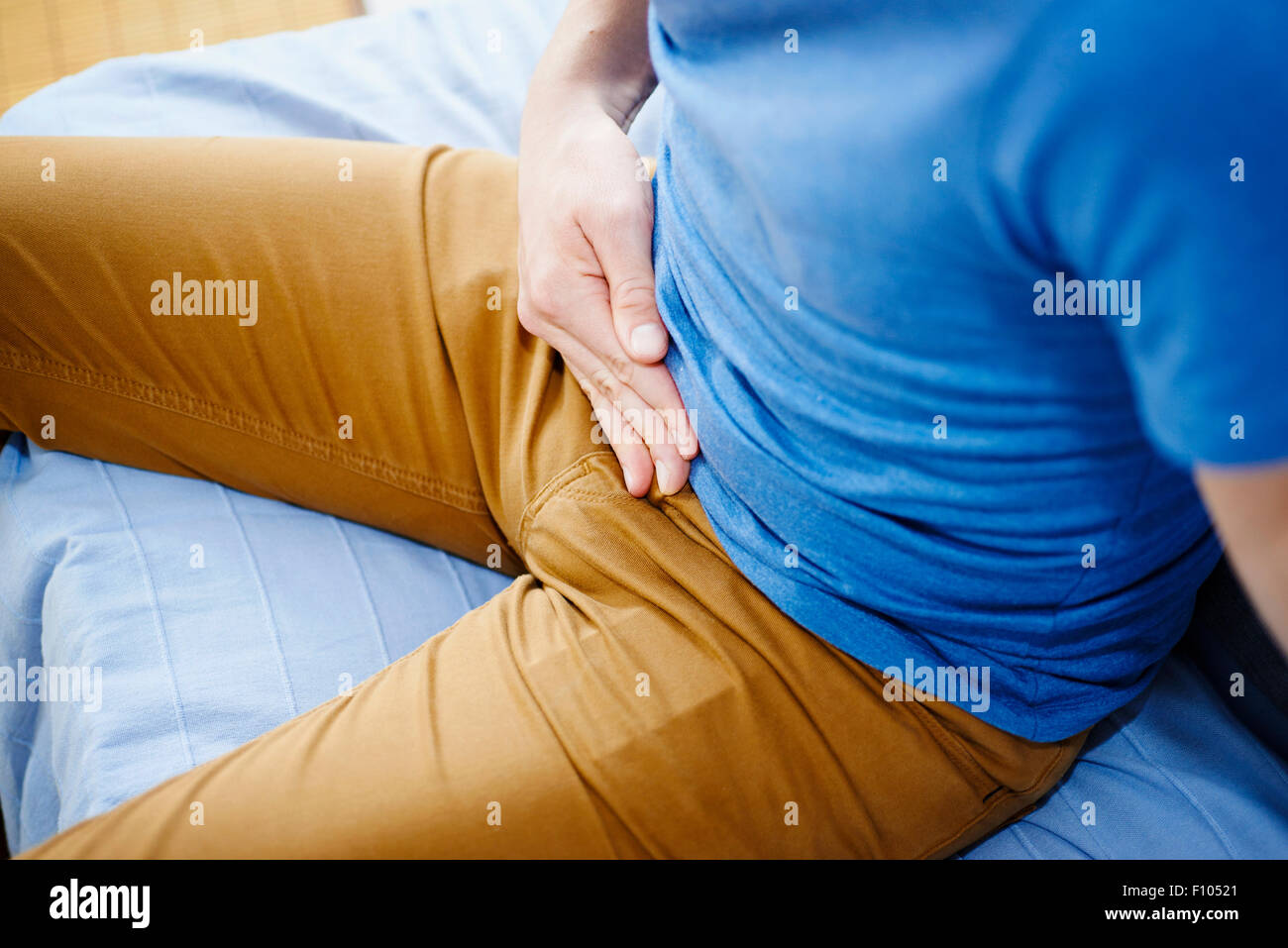 Lower abdominal pain hi-res stock photography and images - Alamy