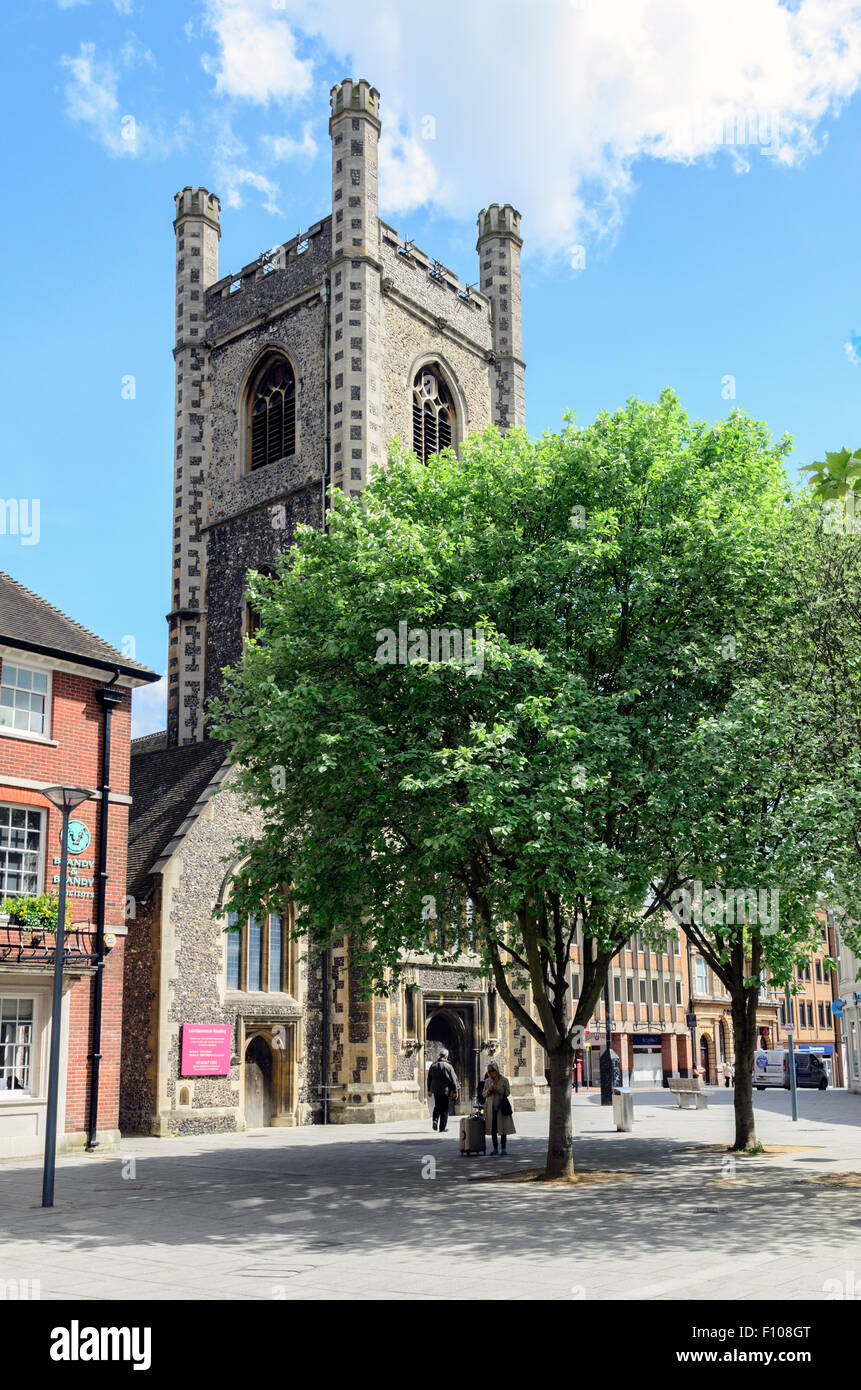 St Laurence Church in Reading Town Centre, Berkshire, England, UK. Stock Photo