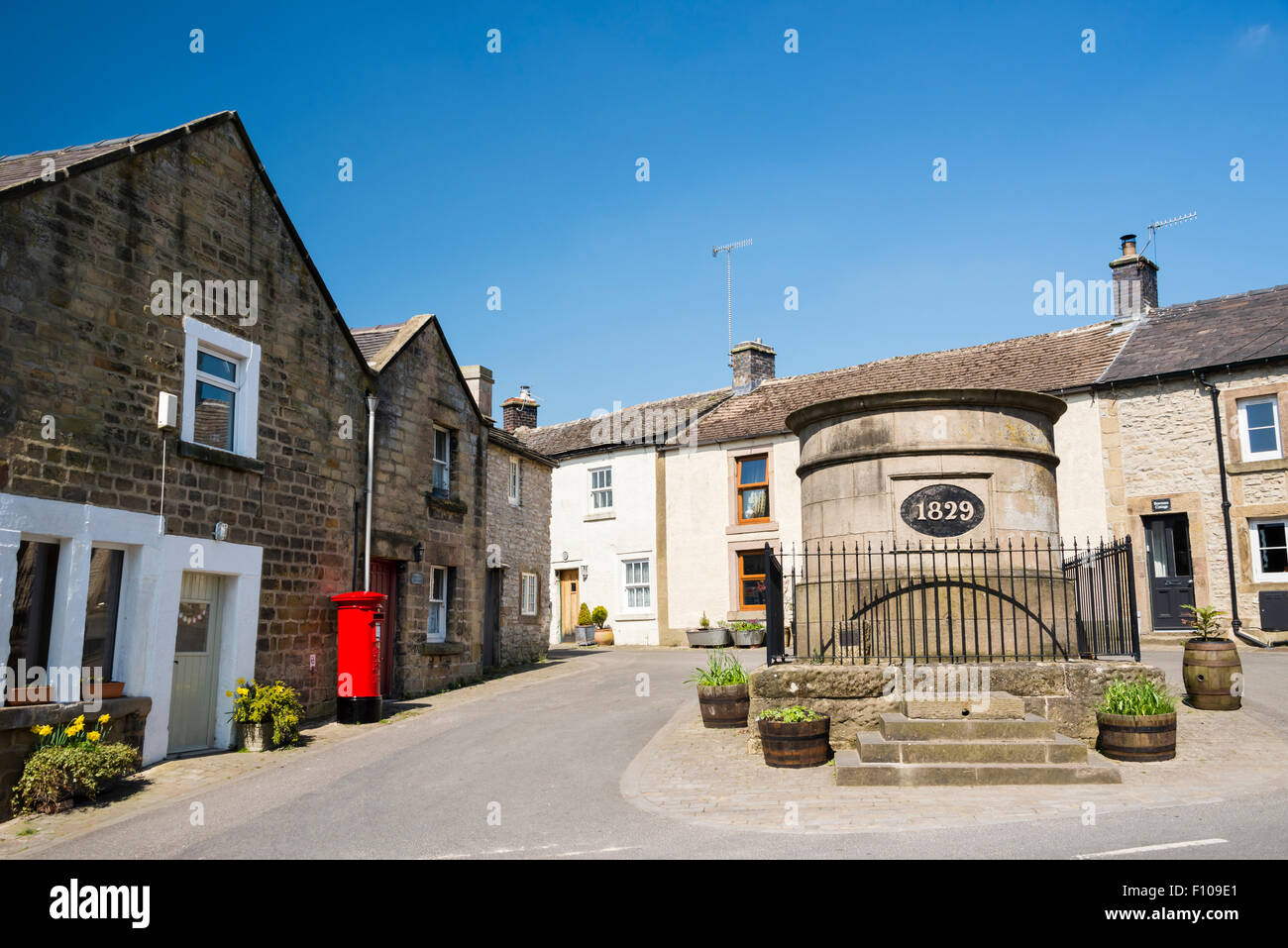 The Fountain, Youlgreave, Peak District National Park, Derbyshire, England, UK. Stock Photo