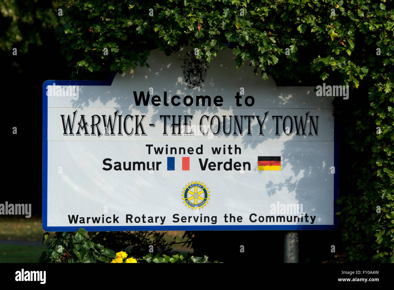Twinned town sign hires stock photography and images Alamy