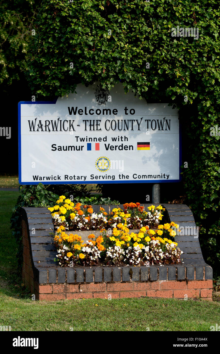 Warwick town sign, Warwickshire, England, UK Stock Photo Alamy