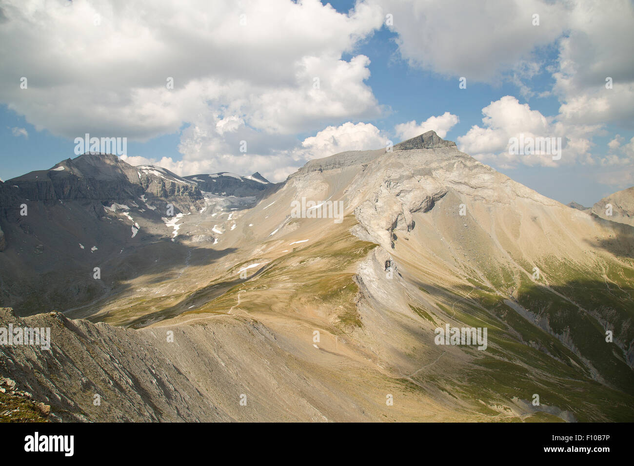 Swiss alps above hi-res stock photography and images - Alamy