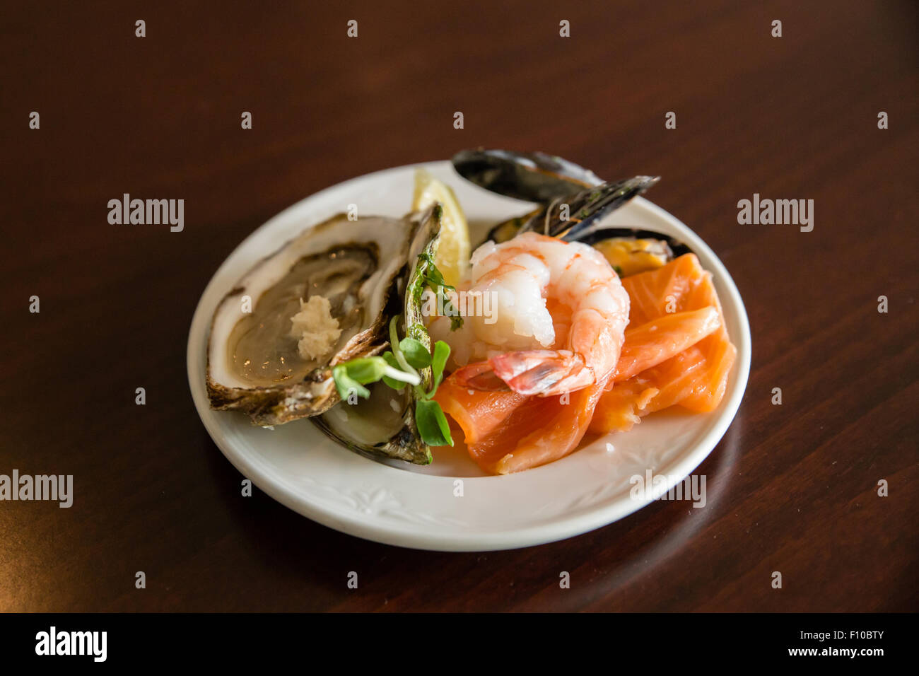 seafood appetizer oysters shrimps mussels Stock Photo