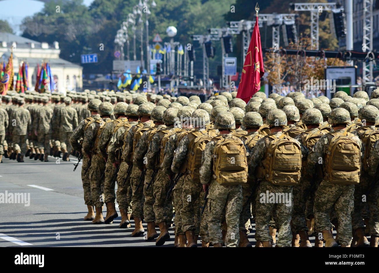 Ukraine military uniform hi-res stock photography and images - Alamy