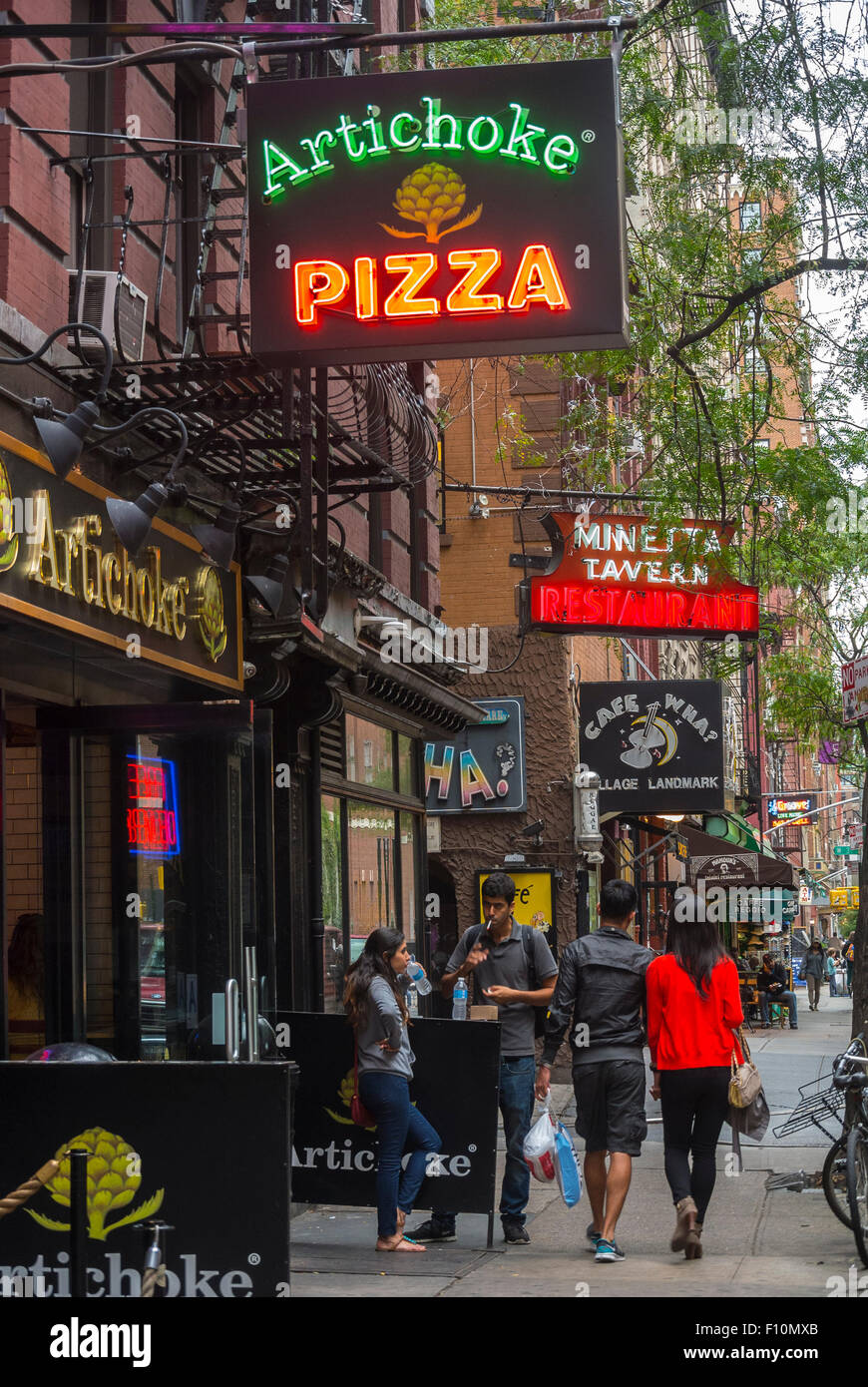 New York City, USA, Bleecker Street, Shopping Scenes, Greenwich Village