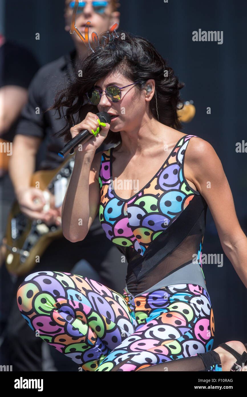 Marina Lambrini Diamandis of Marina and the Diamonds performing at the V  Festival in Chelmsford,Essex,on Saturday morning Stock Photo - Alamy
