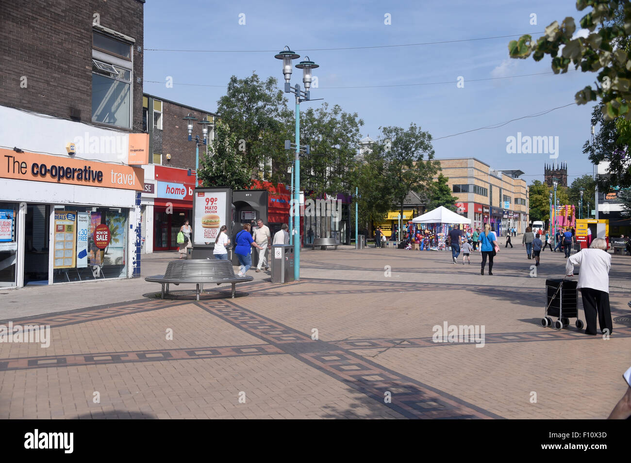 Huyton merseyside hires stock photography and images Alamy