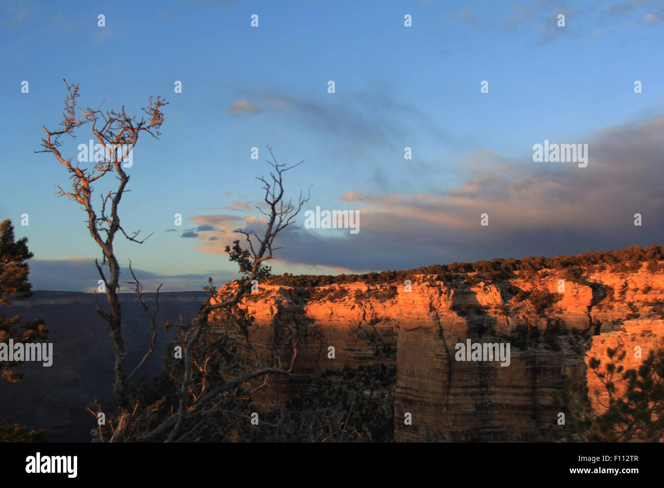 sunset at grand canyon brian mcguire Stock Photo Alamy