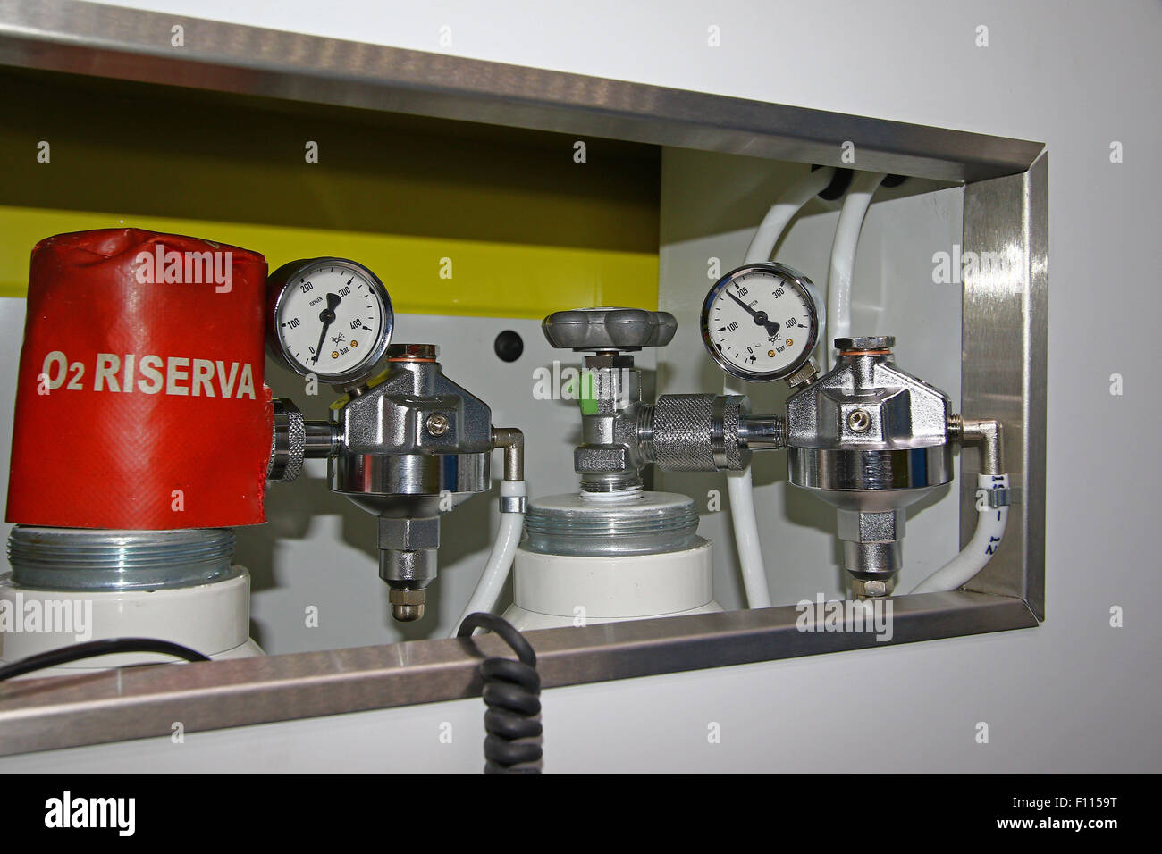 Top gages on medical oxygen tanks in a modern ambulance Stock Photo Alamy