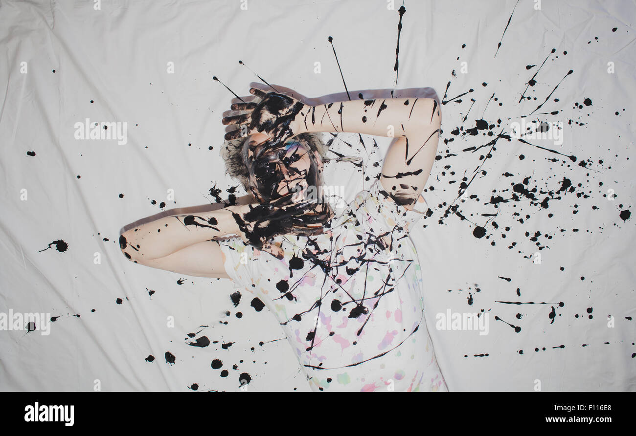 Splash paint hi-res stock photography and images - Alamy