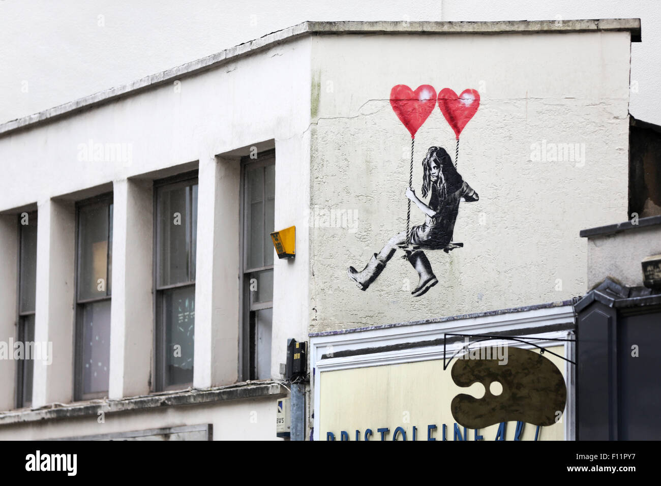 Heart street art hi-res stock photography and images - Alamy, image size:1300x956