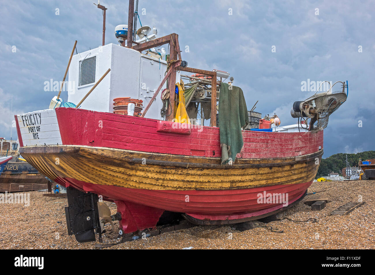 Fishing boats on beach hi-res stock photography and images - Alamy