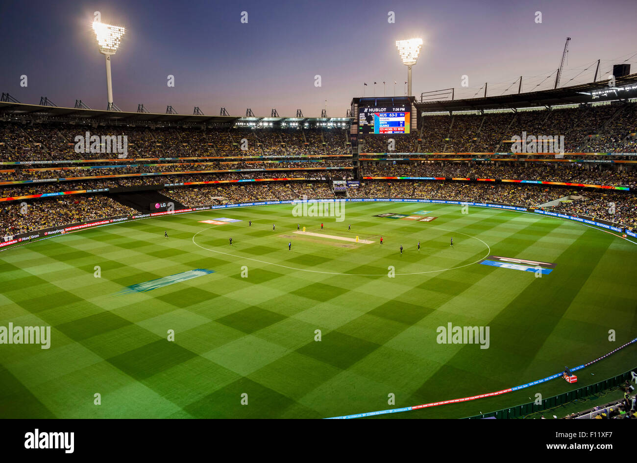 Wide shot of the MCG stadium at the final of the ICC Cricket World Cup