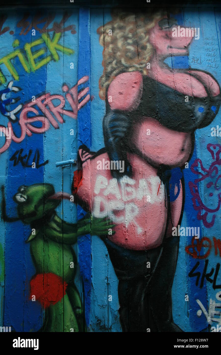 Graffiti Street, Gent, Miss Piggy, Kermit the Frog Stock Photo