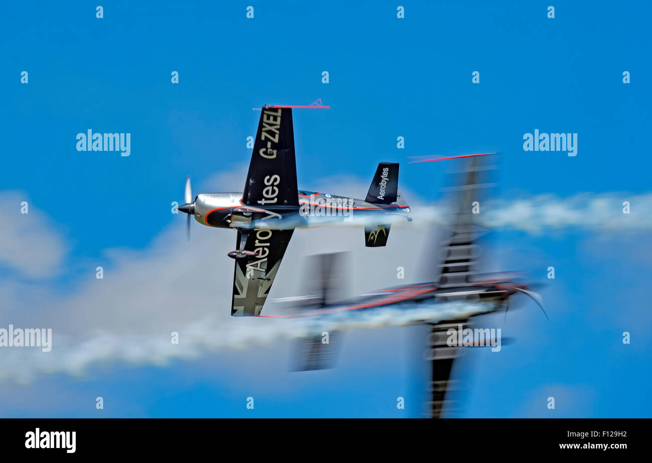 Shutter blades hi-res stock photography and images - Alamy