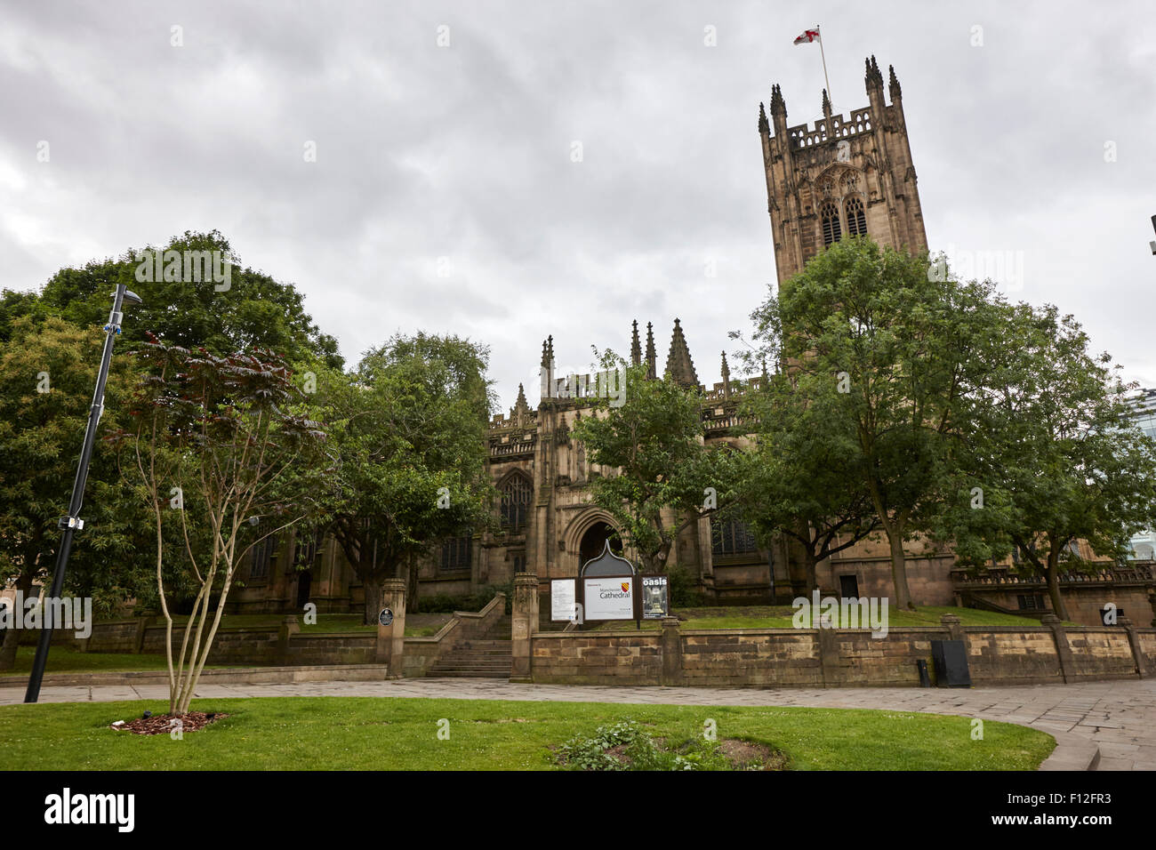 Manchester cathedral and collegiate church of st mary st denys and st