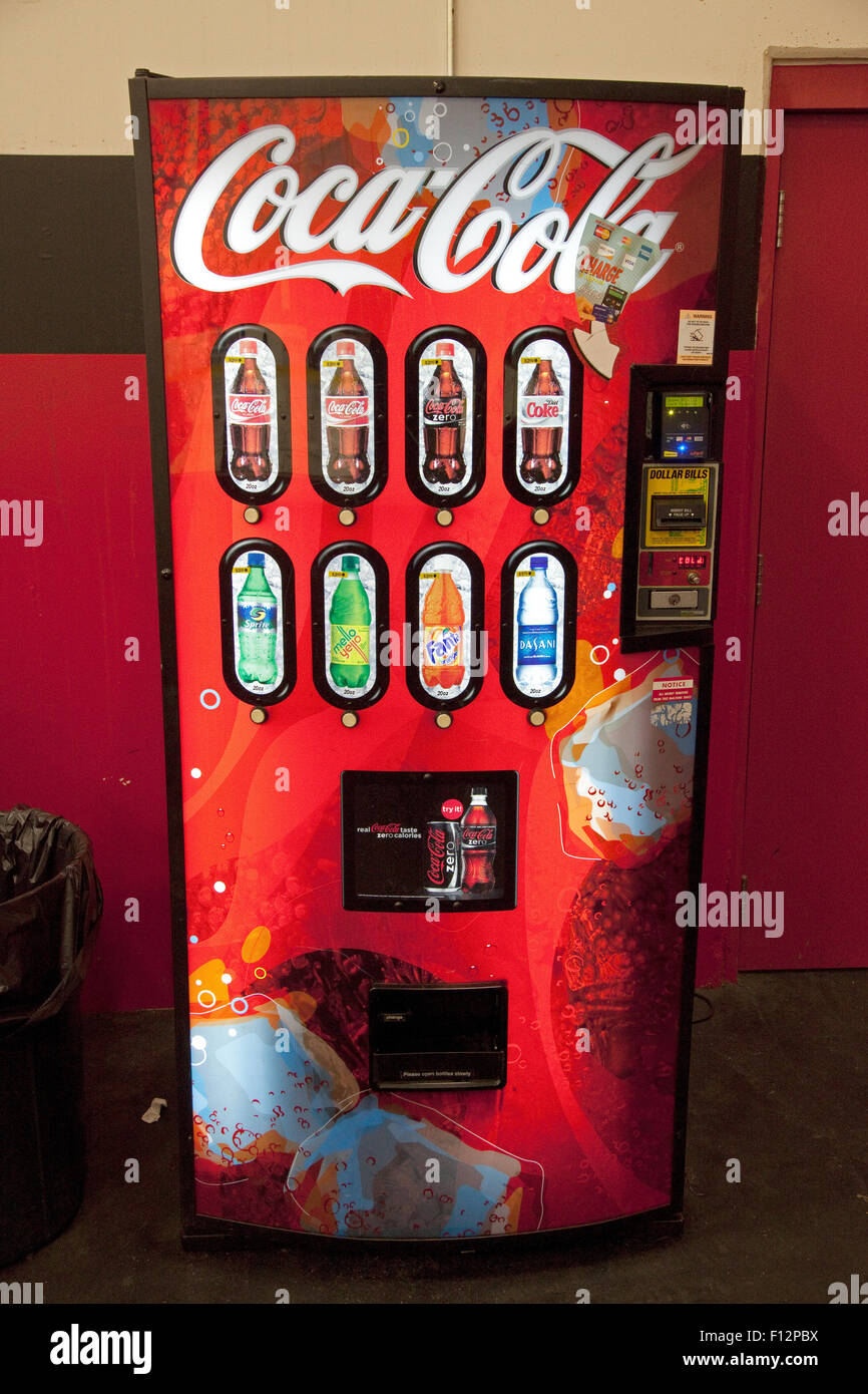 Coca-Cola coin operated vending machine. St Paul Minnesota MN USA Stock Photo