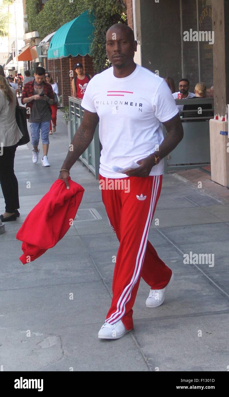 Tyrese Gibson leaving a doctor's office in Beverly Hills Featuring