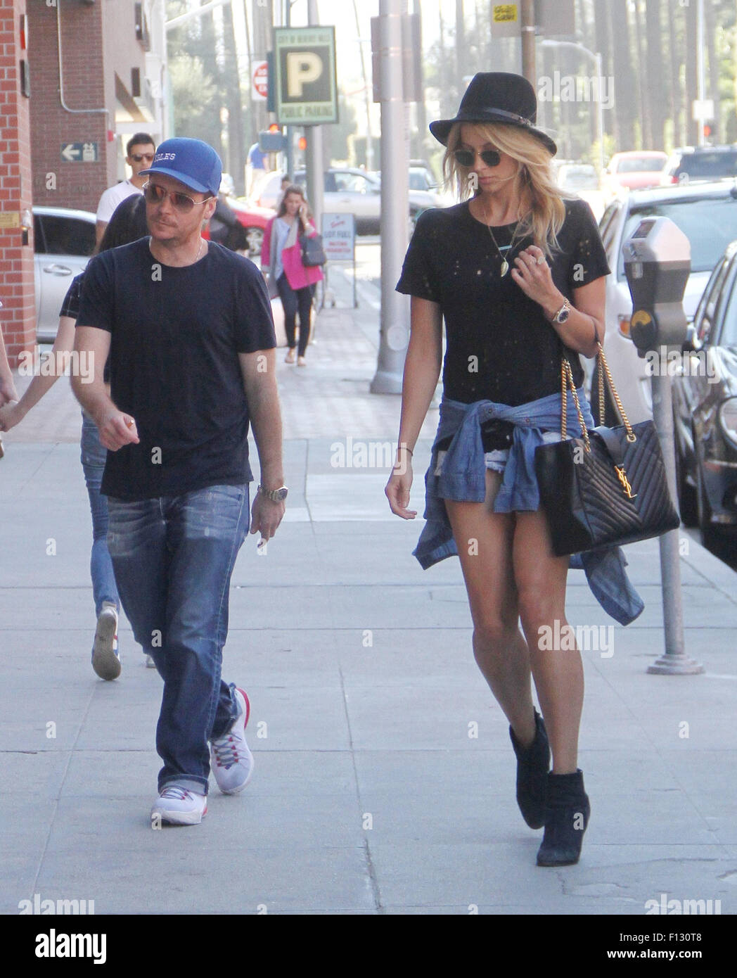 Kevin Connolly and his girlfriend Sabina Gadecki go shopping together in Beverly Hills  Featuring: Kevin Connolly, Sabina Gadecki Where: Hollywood, California, United States When: 24 Jun 2015 Stock Photo