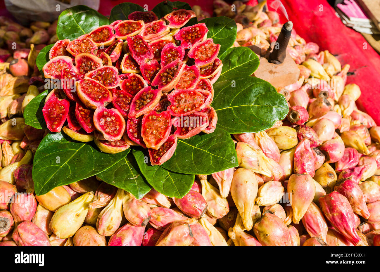 Fresh figgs are arranged for sale in the fruit market, Rishikesh, Uttarakhand, India Stock Photo