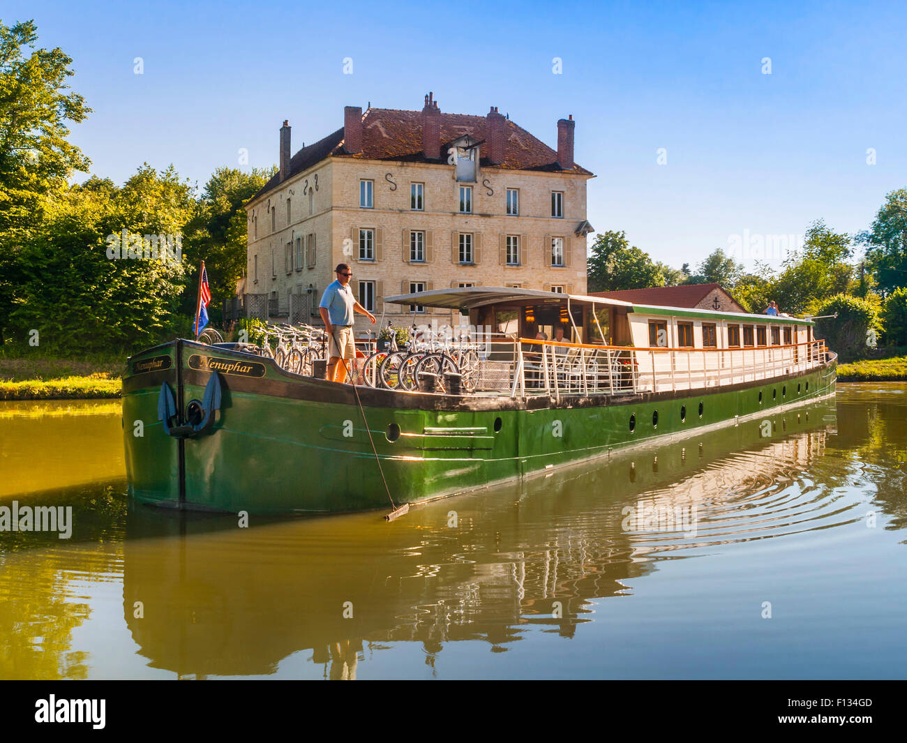 Old flour mill hi-res stock photography and images - Alamy