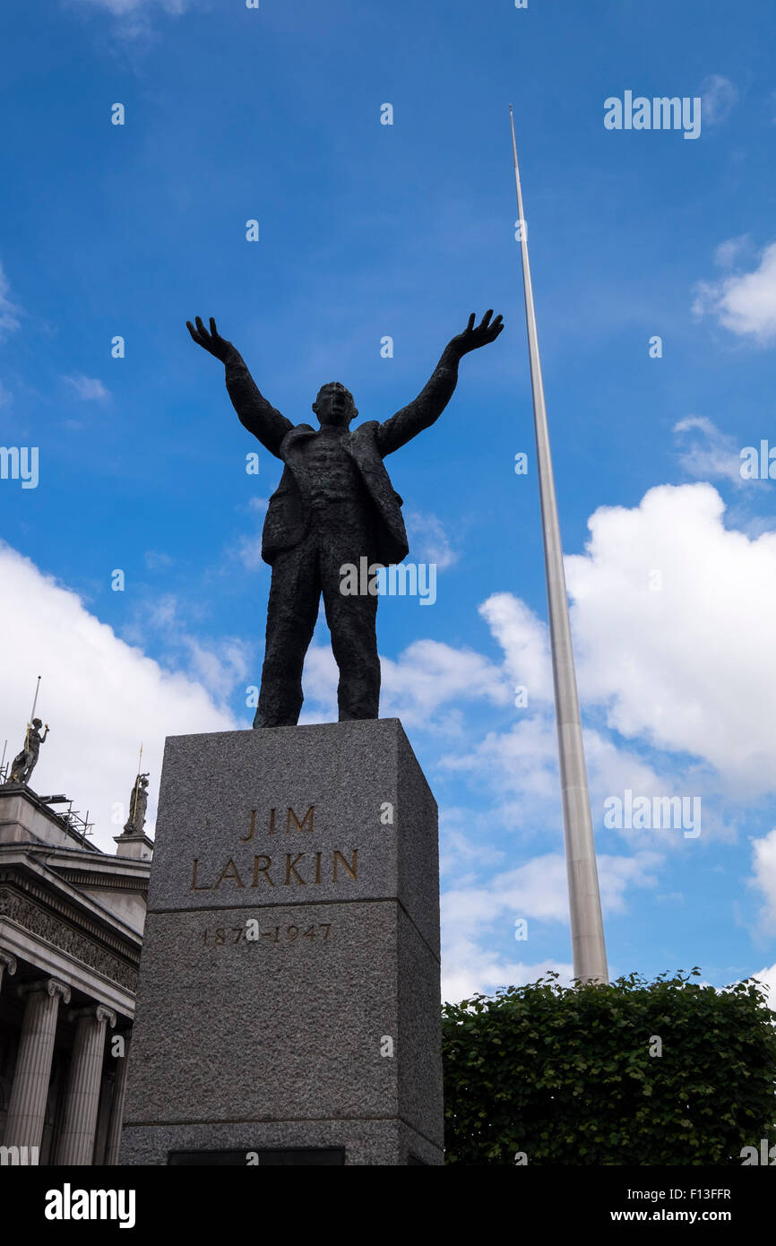 Statue of Jim Larkin and the Spire on Dublins O Connell Street, Dublin, Ireland. Stock Photo