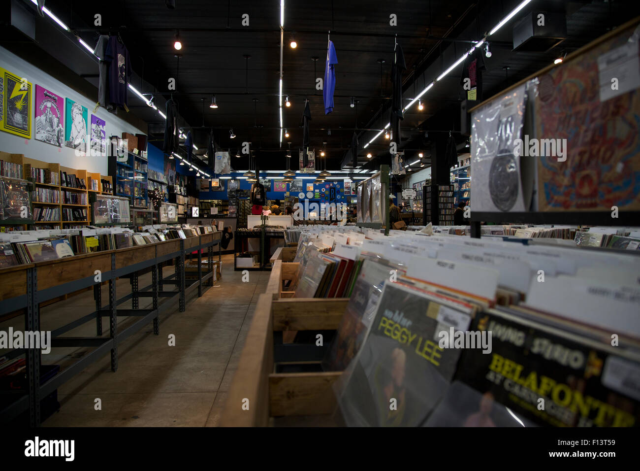 Vinyl records shop. chicago Stock Photo Alamy