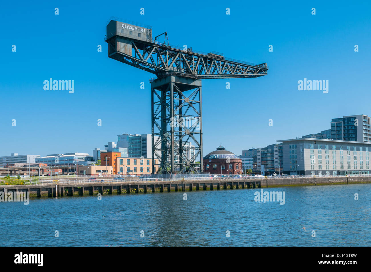 Finnieston  / Stobcross Crane Beside the River Clyde Glasgow Scotland Stock Photo